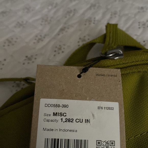 COPY - Nike Backpack - Picture 3 of 6